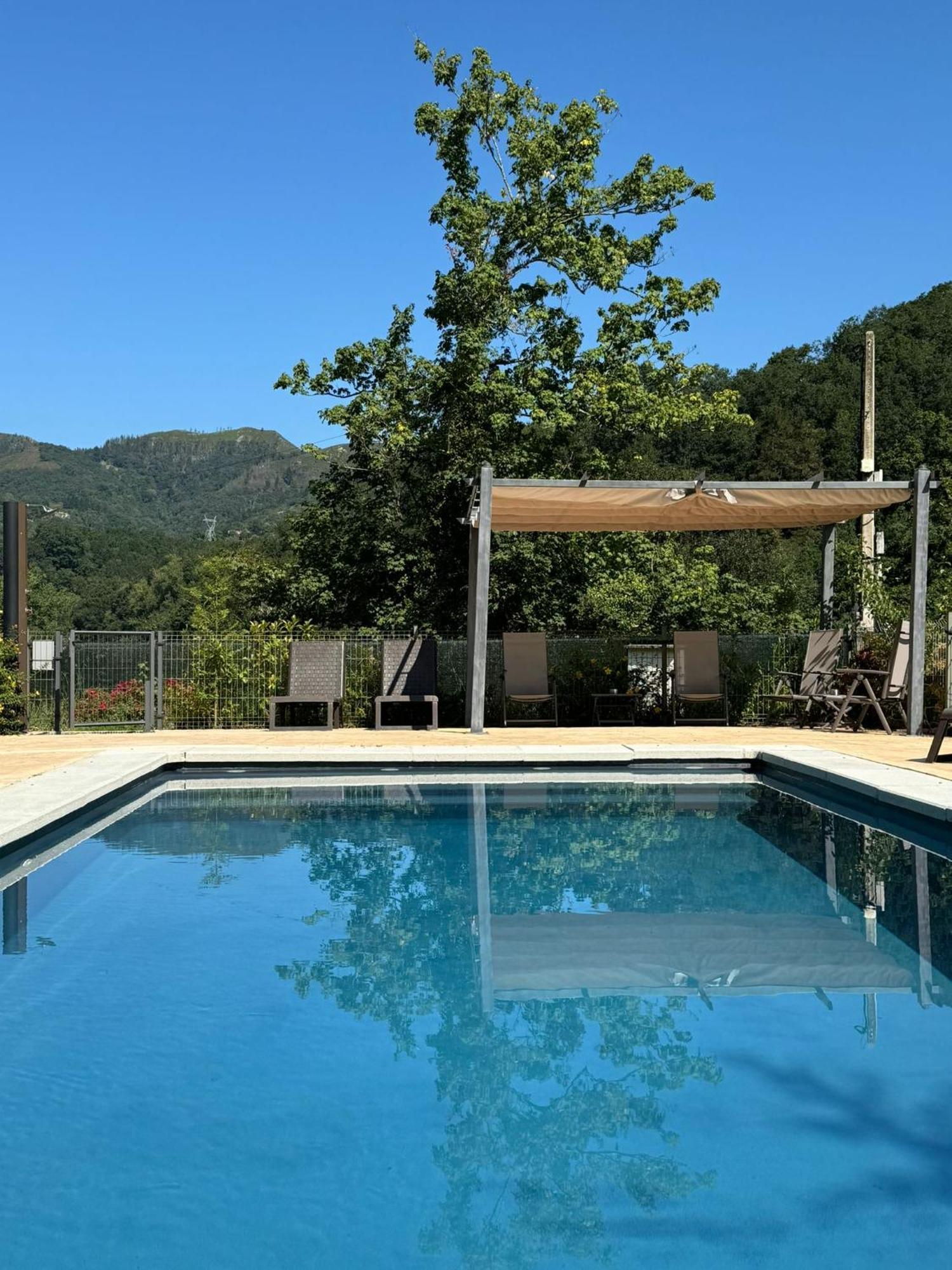 Complejo Turistico Les Cotolles Apartment Onís Екстериор снимка