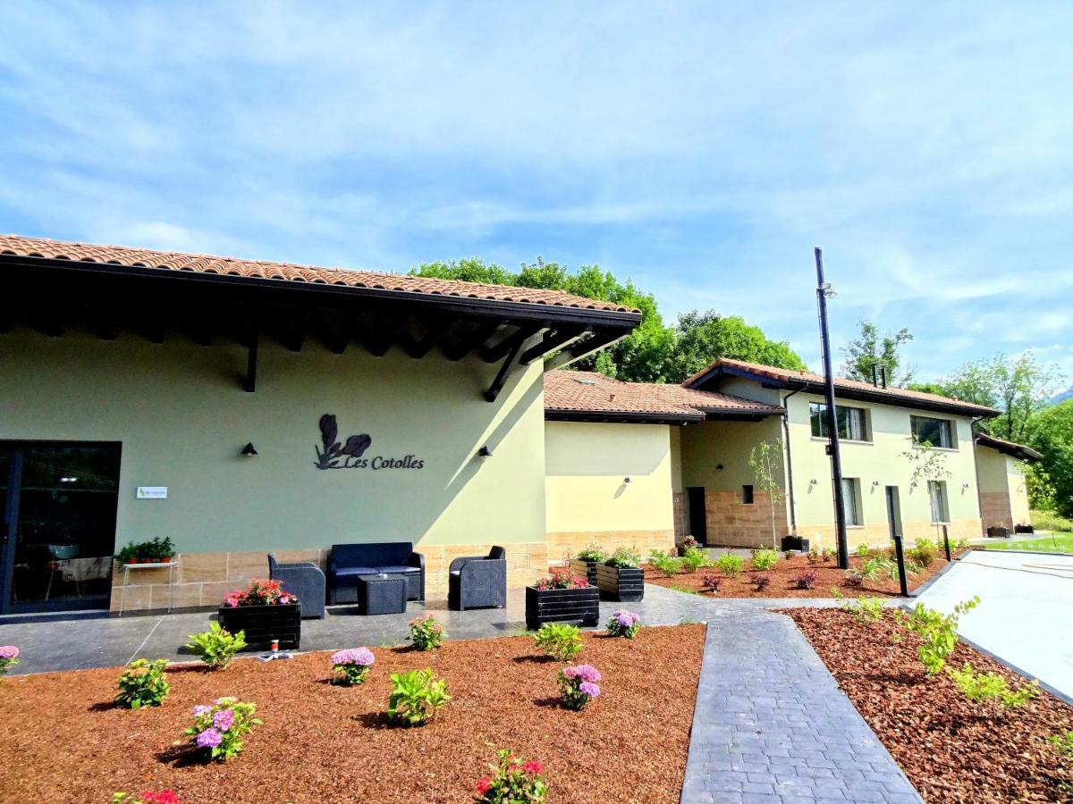 Complejo Turistico Les Cotolles Apartment Onís Екстериор снимка